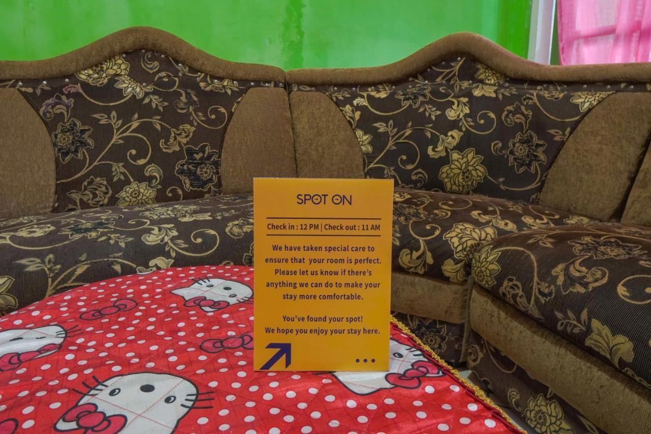 Gandrung Payungan Family Inn Banyuwangi  Extérieur photo